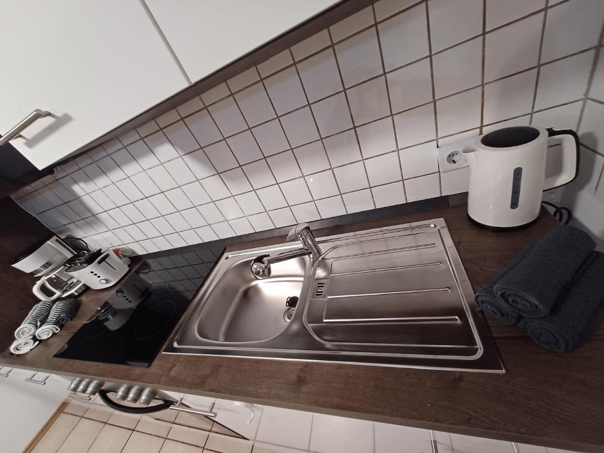 Ferienwohnung Neli Am Rhein Rheinbrohl 外观 照片