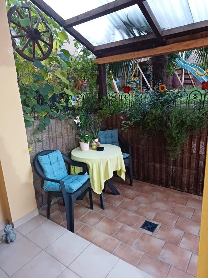 Ferienwohnung Neli Am Rhein Rheinbrohl 外观 照片