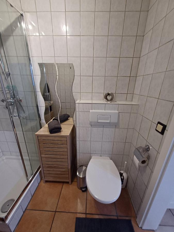 Ferienwohnung Neli Am Rhein Rheinbrohl 外观 照片