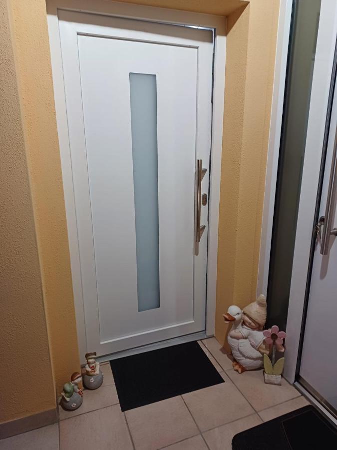 Ferienwohnung Neli Am Rhein Rheinbrohl 外观 照片