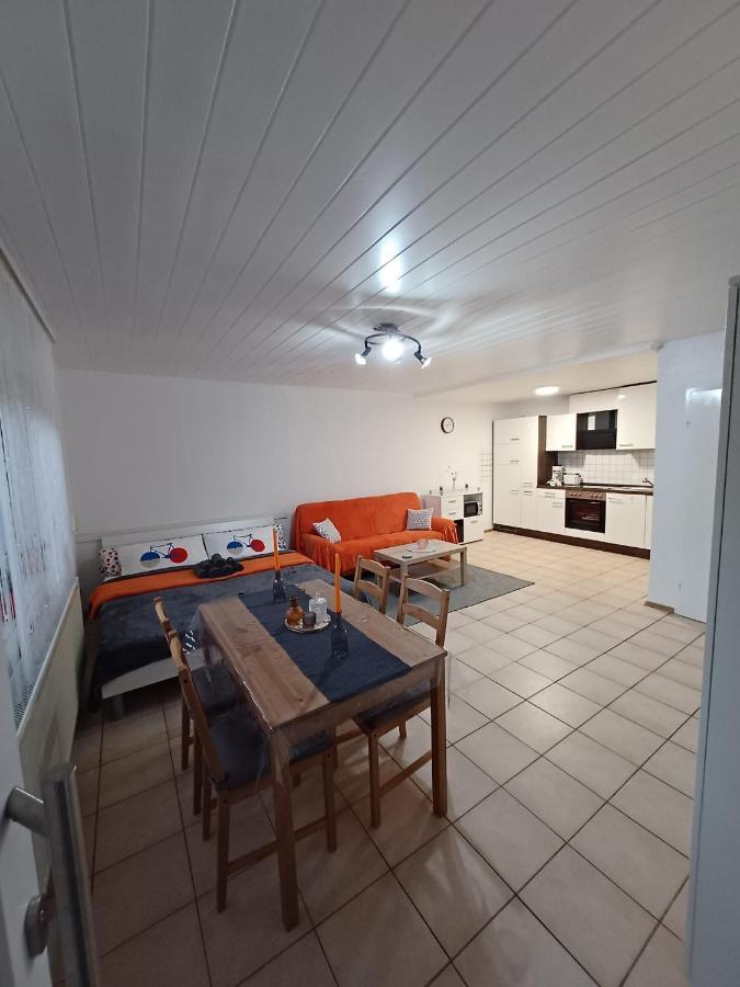 Ferienwohnung Neli Am Rhein Rheinbrohl 外观 照片